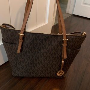 Michael Kors Tote